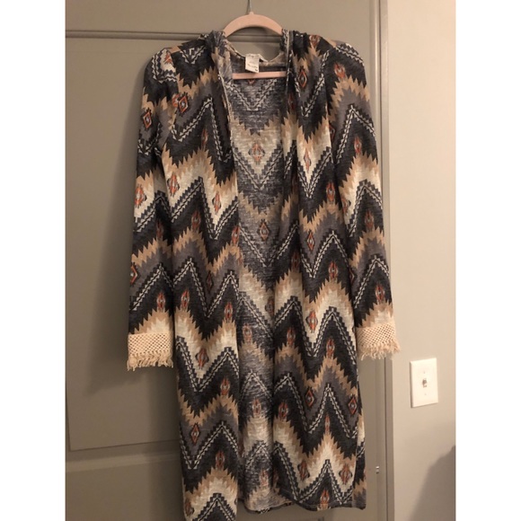 Duster/ sweater - Picture 2 of 3